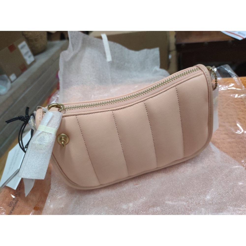 BNWT Coach Quilted Leather Swinger 20 in Faded Blush w/Brass HW